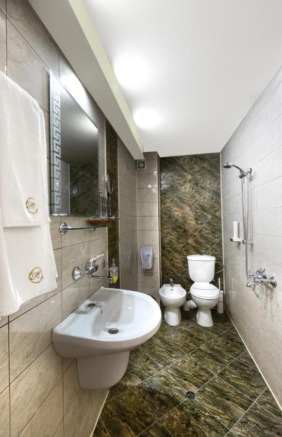 Hotel Sveti Nikola Boyana - Free Parking Sofia Eksteriør billede
